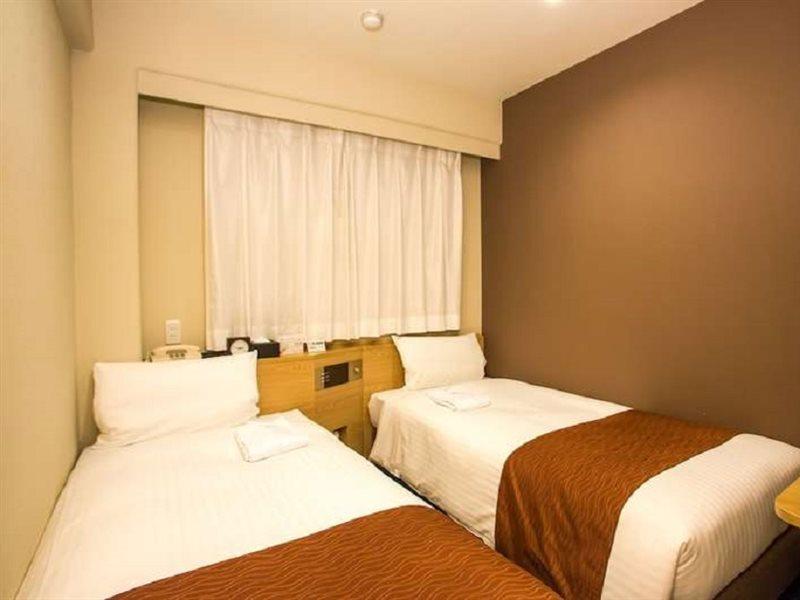 Via Inn Shin Osaka West Exterior photo