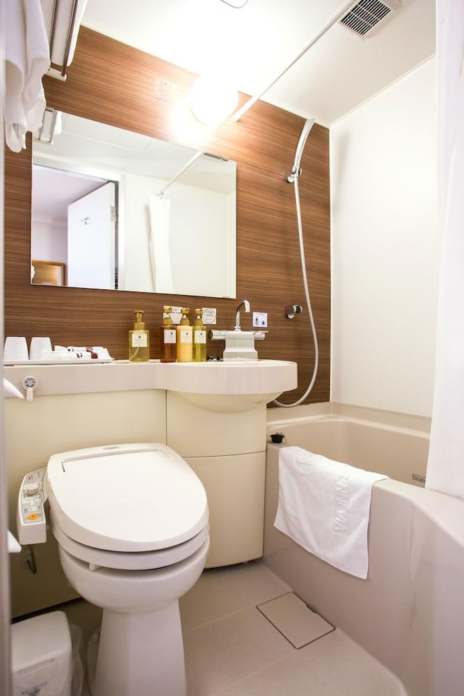 Via Inn Shin Osaka West Exterior photo