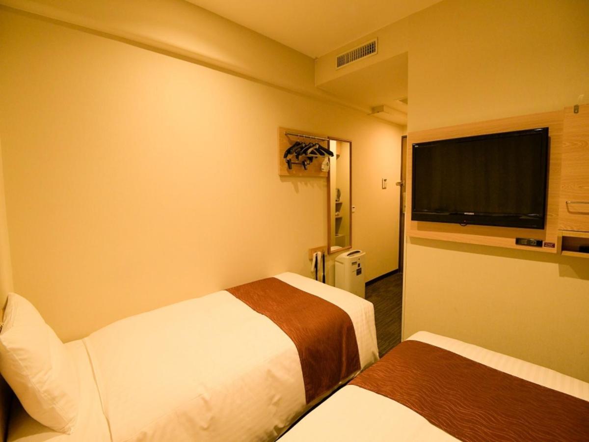 Via Inn Shin Osaka West Exterior photo