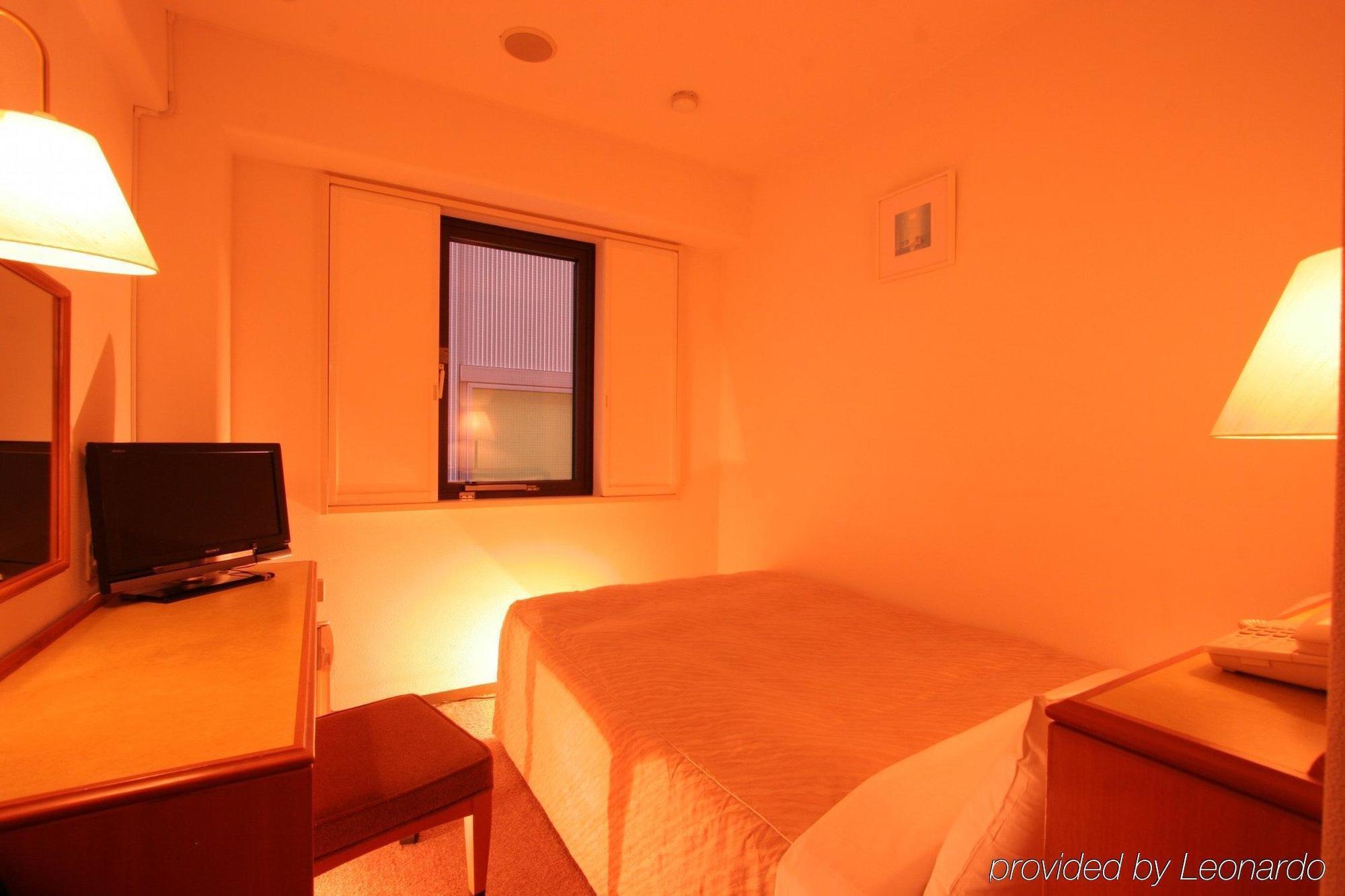 Via Inn Shin Osaka West Exterior photo